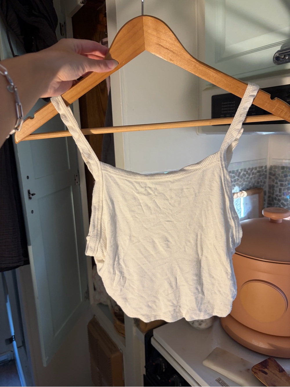 Gilly Hicks White Ribbed Cropped Camisole